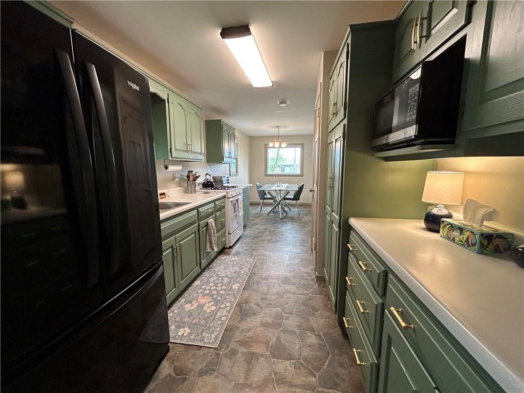 1216 Liberty Park Boulevard — photo 16