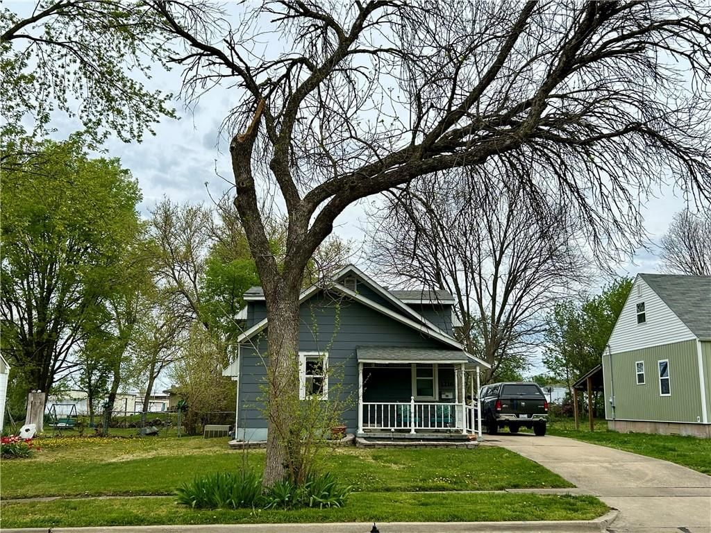1216 Liberty Park Boulevard — photo 46