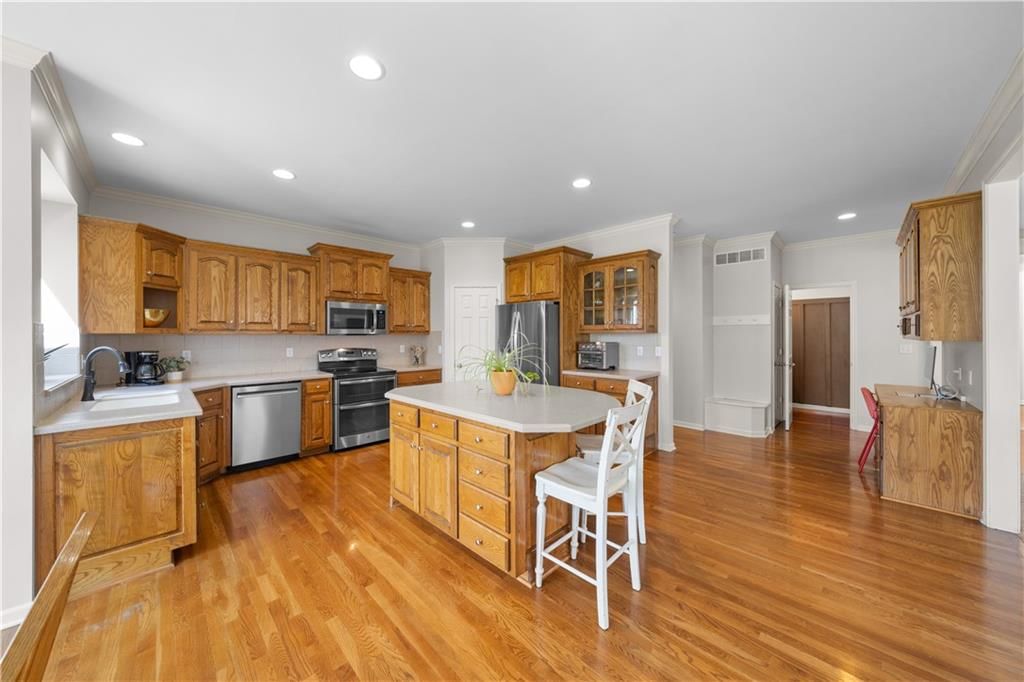 21709 W 100th Street — photo 9