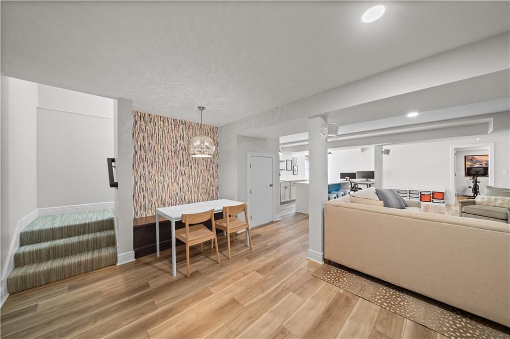 21709 W 100th Street — photo 26