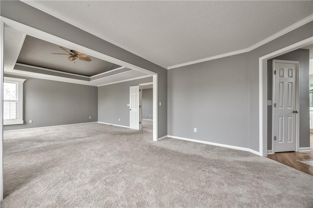 21009 W 81st Terrace — photo 32