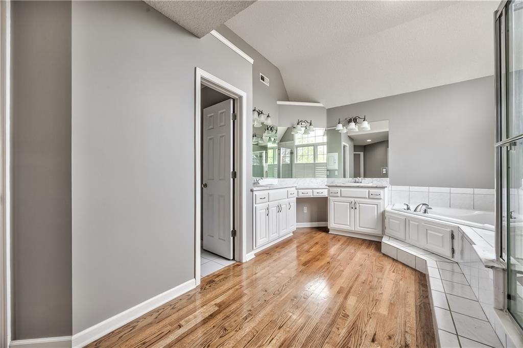 21009 W 81st Terrace — photo 34