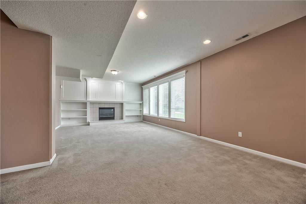 21009 W 81st Terrace — photo 39