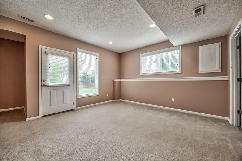 21009 W 81st Terrace — photo 44