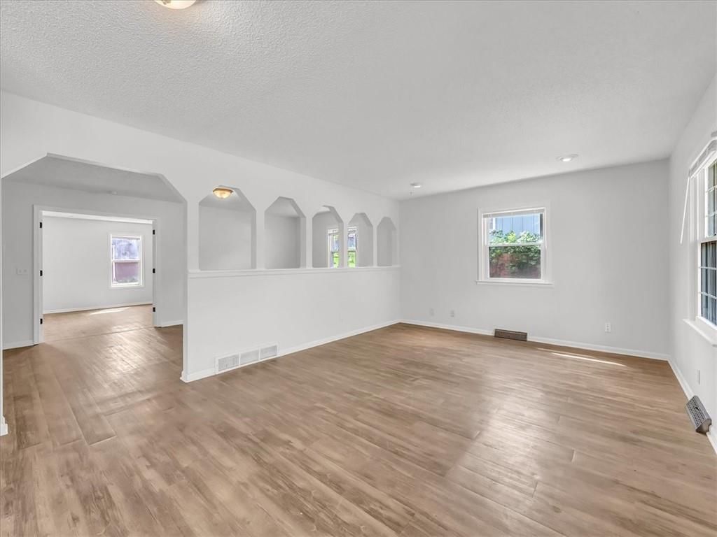 1310 Baltimore Street — photo 13