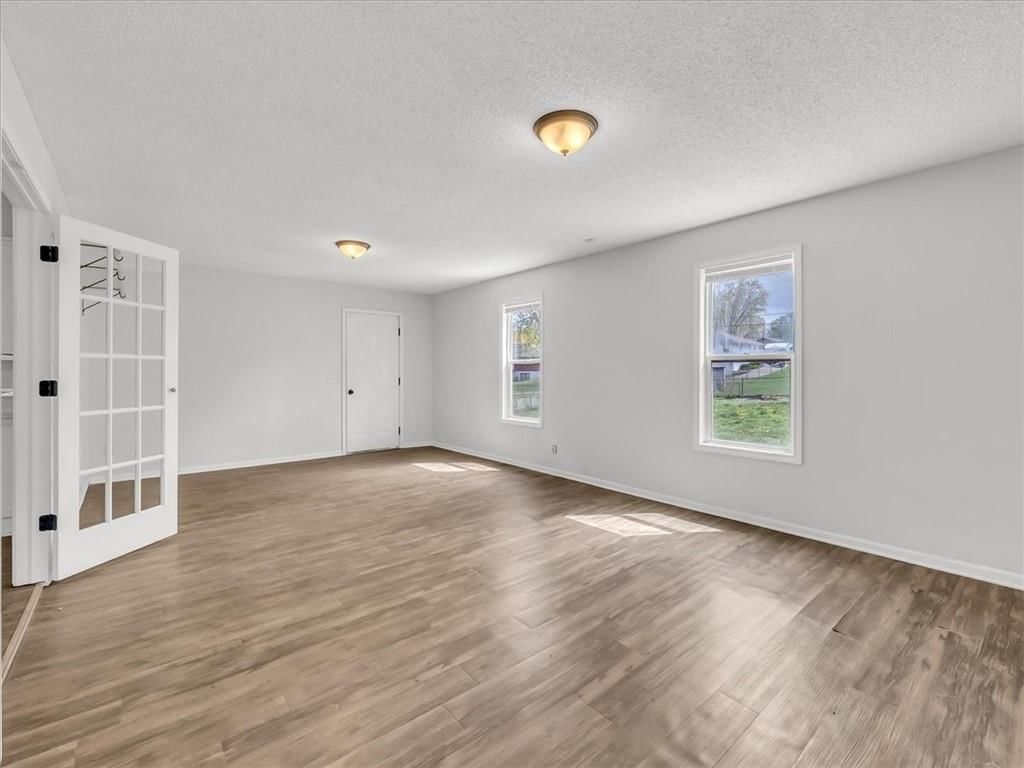 1310 Baltimore Street — photo 18
