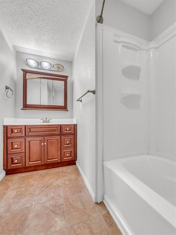 1310 Baltimore Street — photo 26