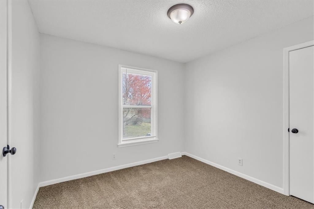 7803 N Garfield Avenue — photo 17