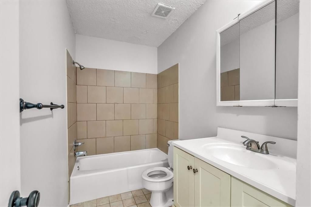 7803 N Garfield Avenue — photo 18