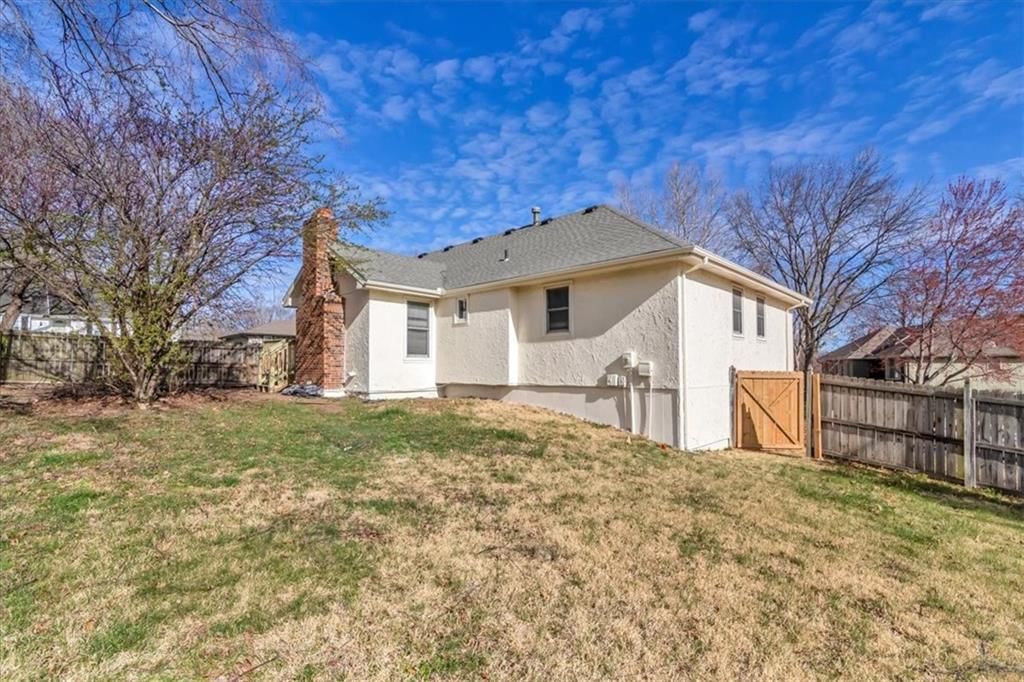 7803 N Garfield Avenue — photo 28