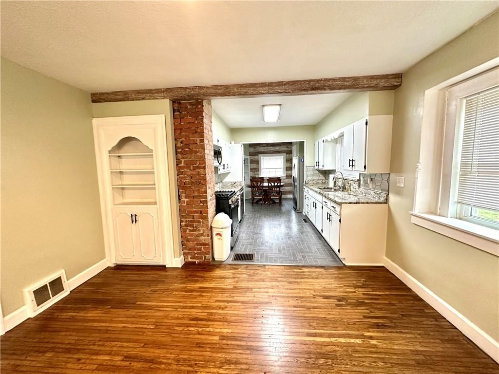 118 W North Street — photo 10