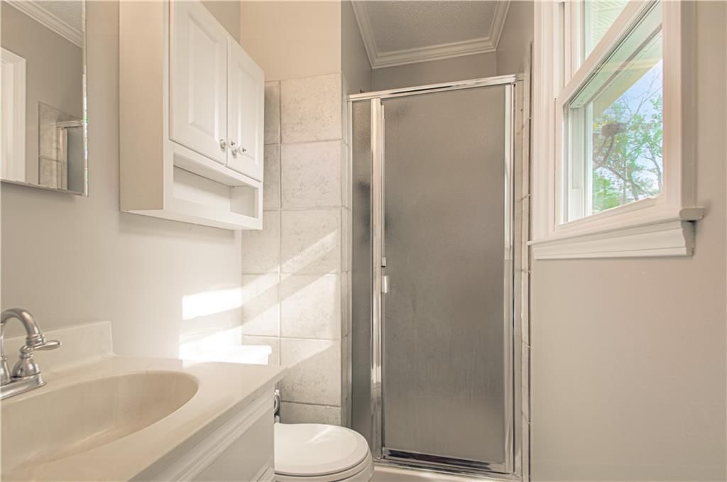 10603 Walrond Avenue — photo 15