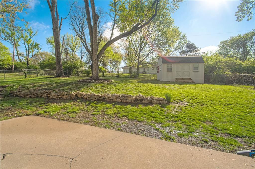 10603 Walrond Avenue — photo 23