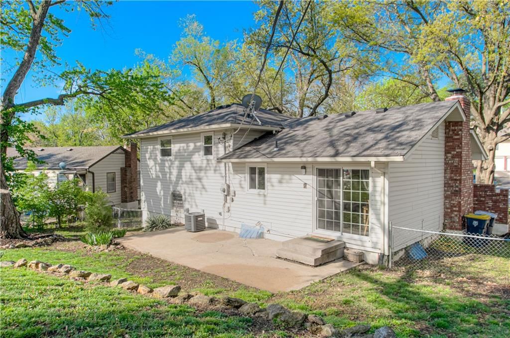 10603 Walrond Avenue — photo 24
