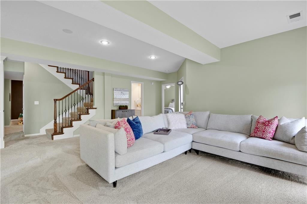 14401 OUTLOOK Street — photo 36