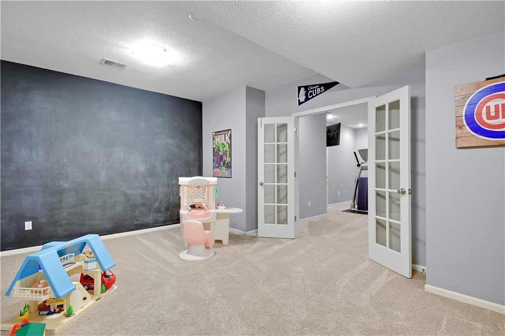 14401 OUTLOOK Street — photo 40