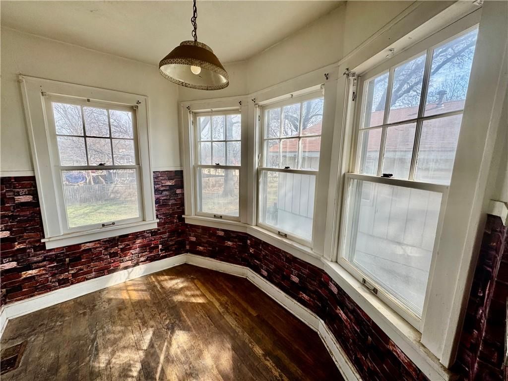 1400 E 77th Terrace — photo 10