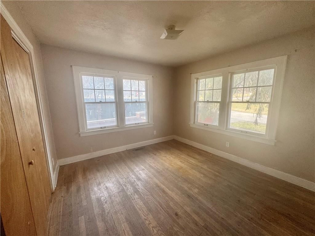 1400 E 77th Terrace — photo 13