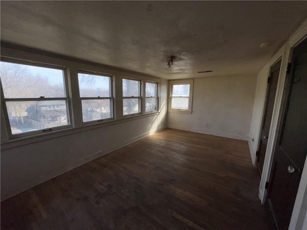1400 E 77th Terrace — photo 20