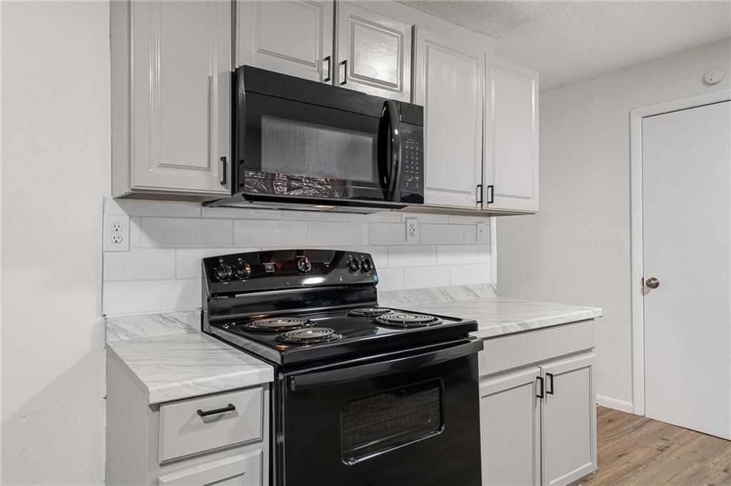 7702 E 113th Street — photo 5