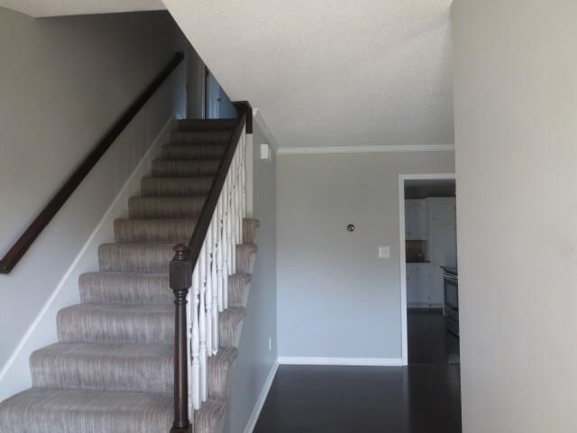 1216 NW Oak Lawn Court — photo 6
