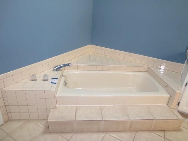 1216 NW Oak Lawn Court — photo 29