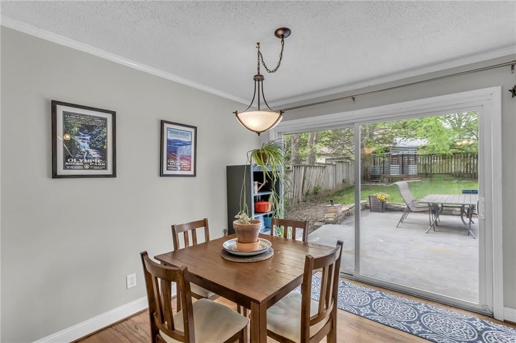 5918 W 75th Terrace — photo 9