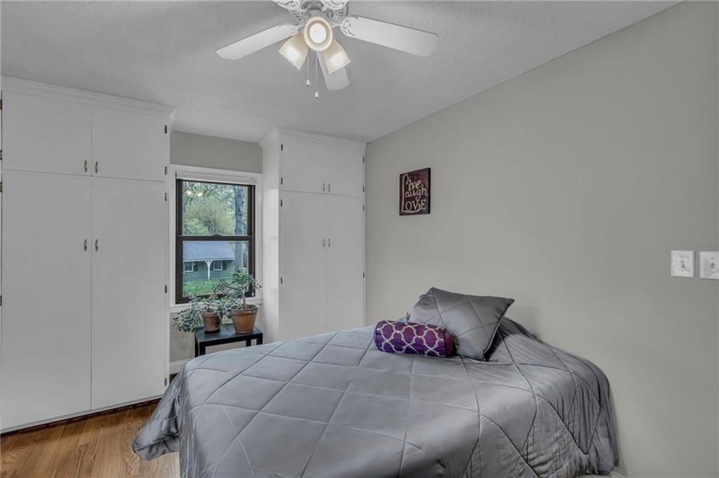 5918 W 75th Terrace — photo 26