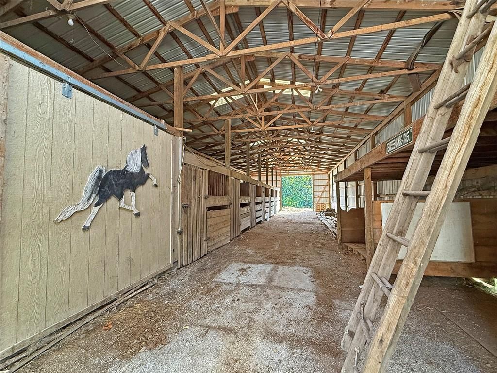 4248 Country Squire Road — photo 4