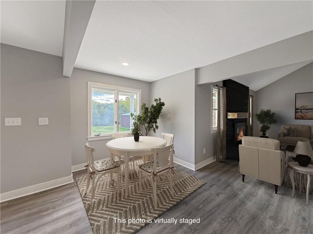 4248 Country Squire Road — photo 10