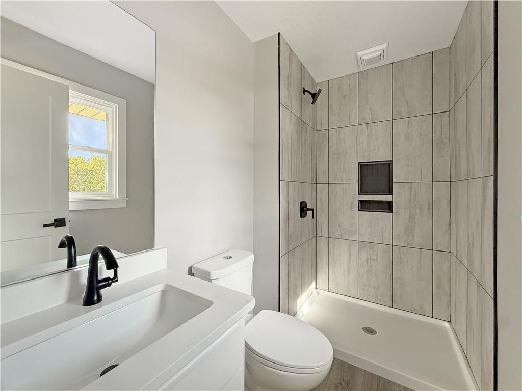 4248 Country Squire Road — photo 17