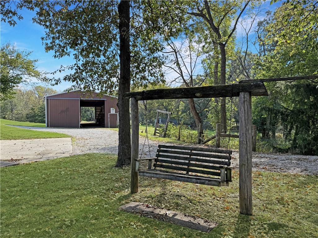 4248 Country Squire Road — photo 25