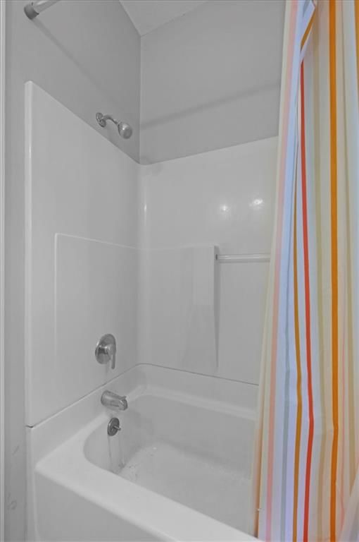 924 Dakota Street — photo 14