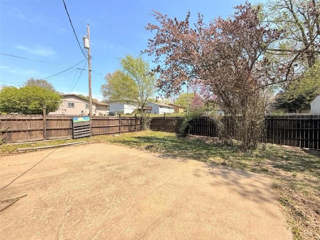 3842 SW Cambridge Terrace — photo 18