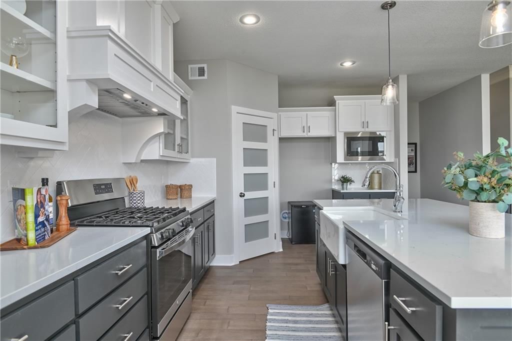 23817 W 59th Street — photo 10