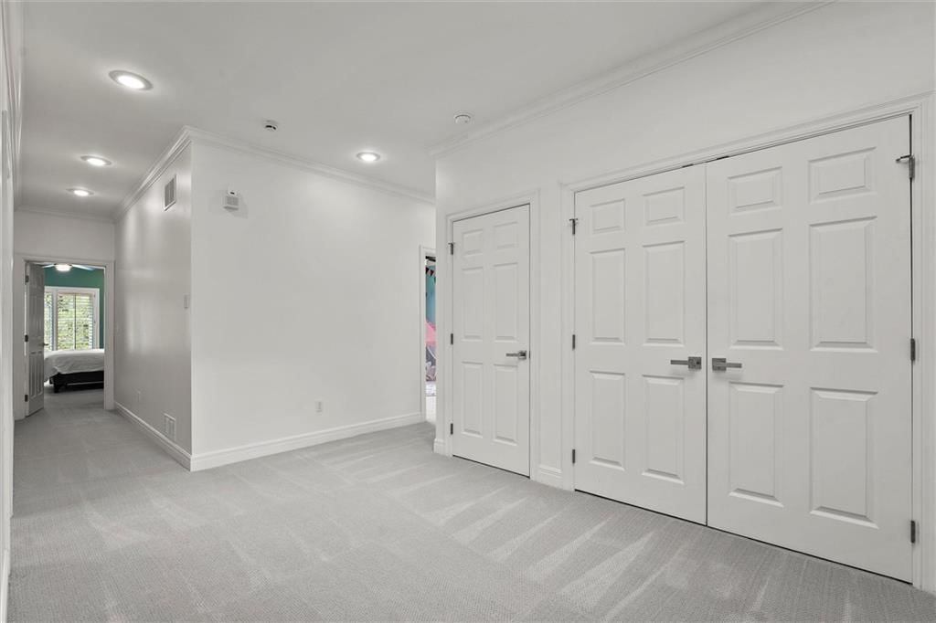 11305 Canterbury Court — photo 35