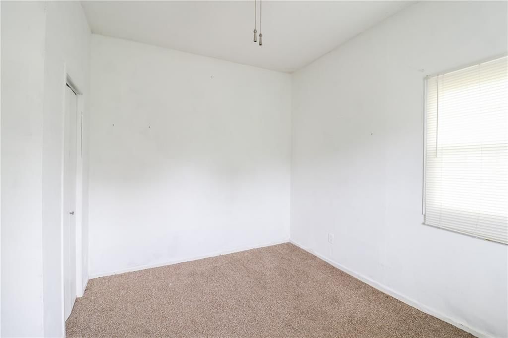 610 S Vine Street — photo 15