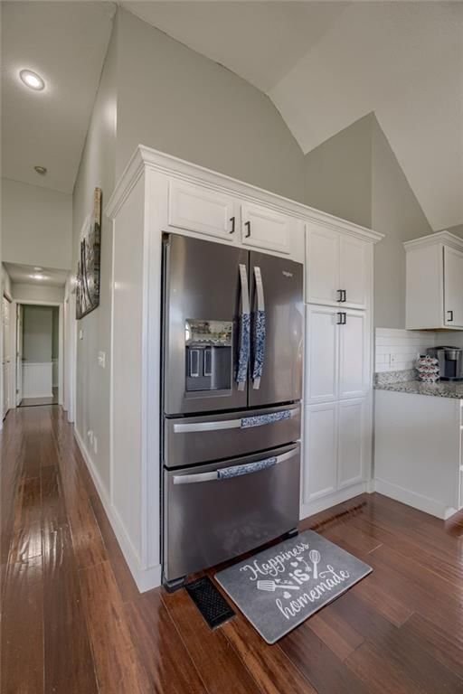 21900 Surry N/A — photo 16