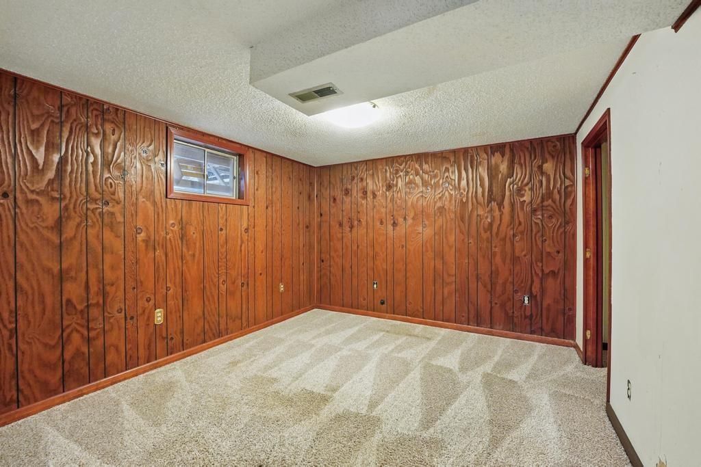 6240 OAK GROVE Road — photo 25