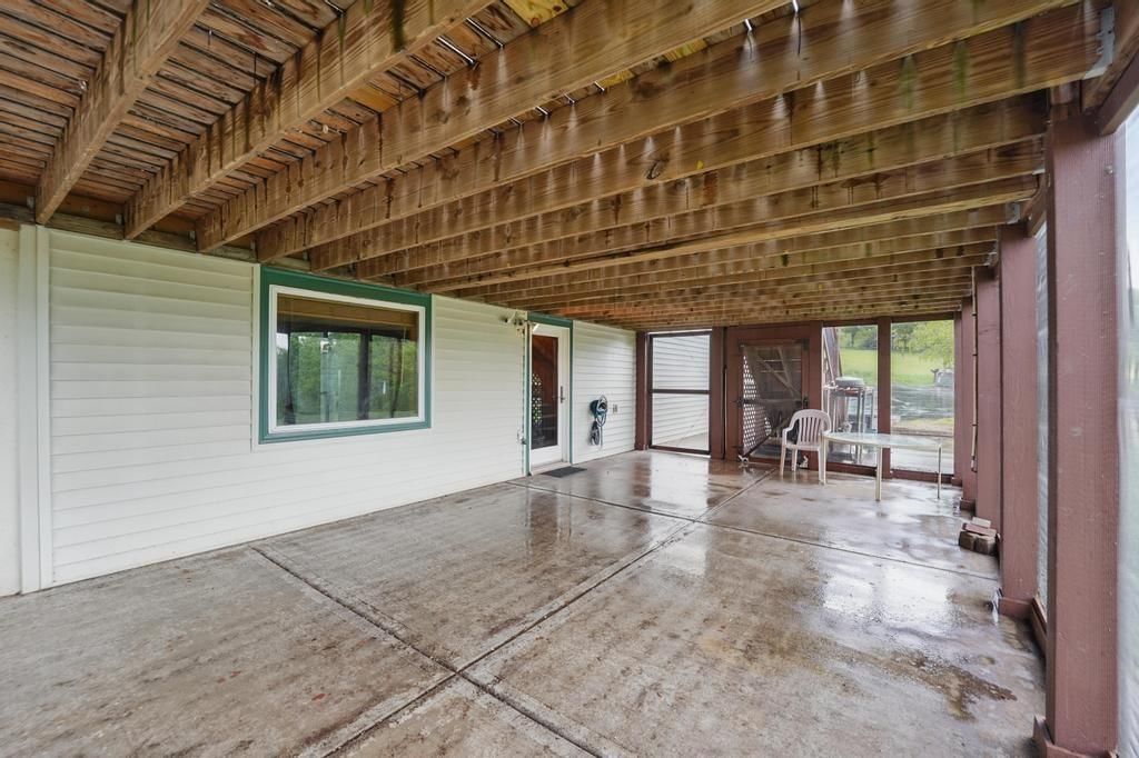 6240 OAK GROVE Road — photo 29