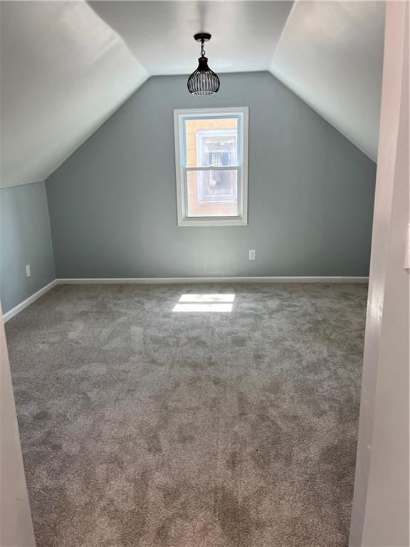 2831 Van Brunt Boulevard — photo 8