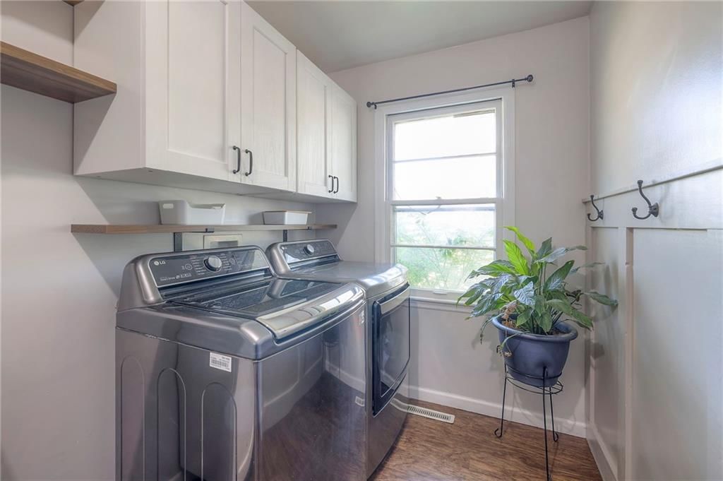 1300 Sanders Street — photo 13