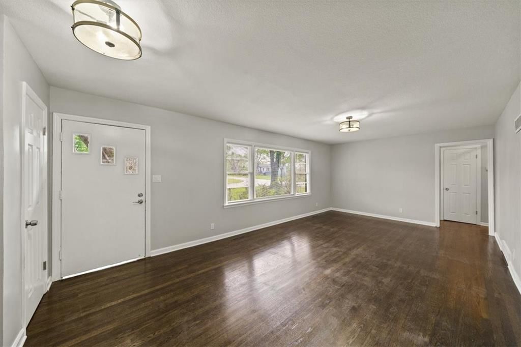 5412 Sycamore Avenue — photo 5