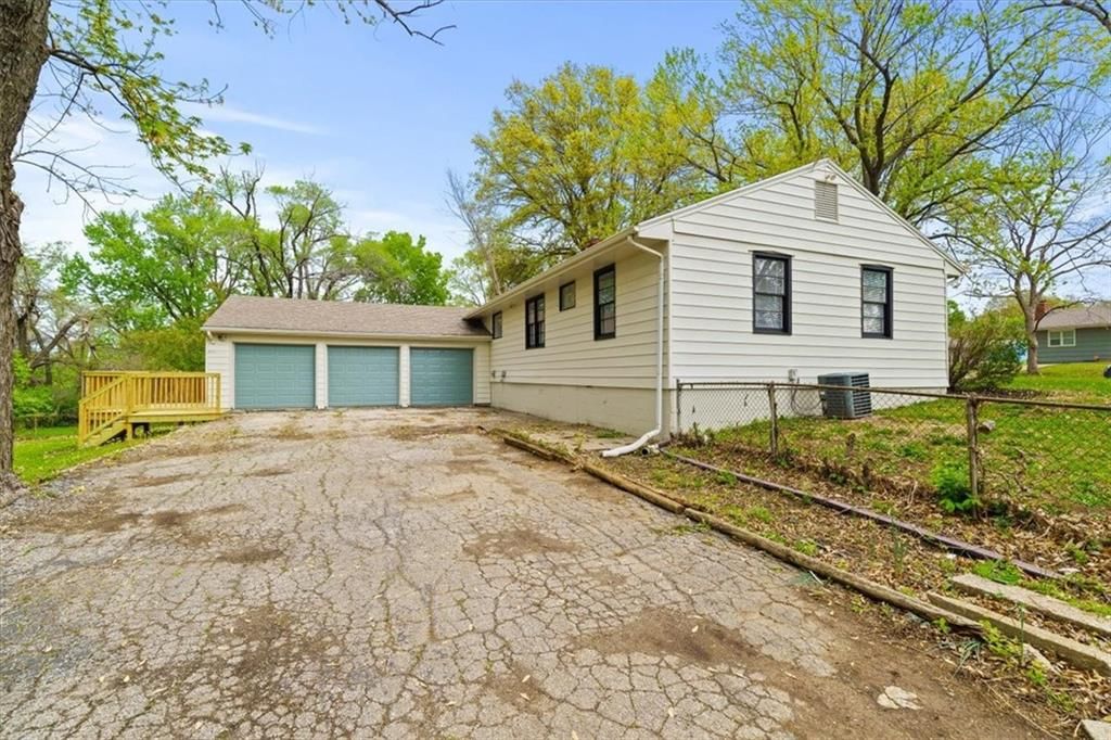 5412 Sycamore Avenue — photo 22