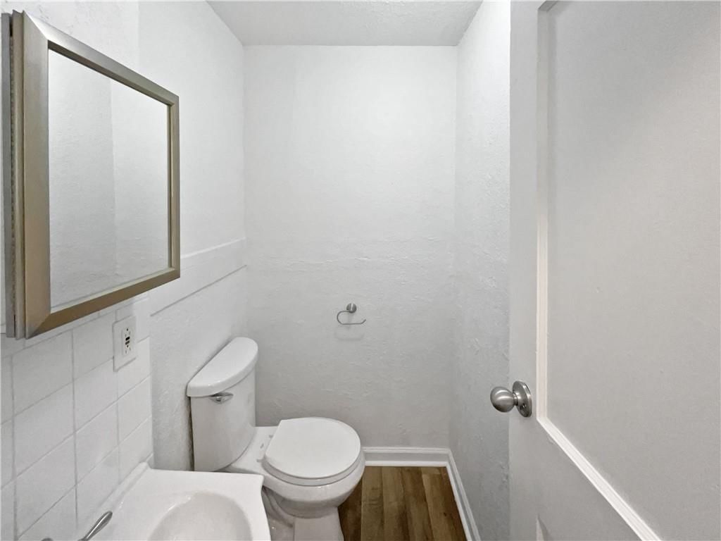 4452 N Jackson Avenue — photo 12