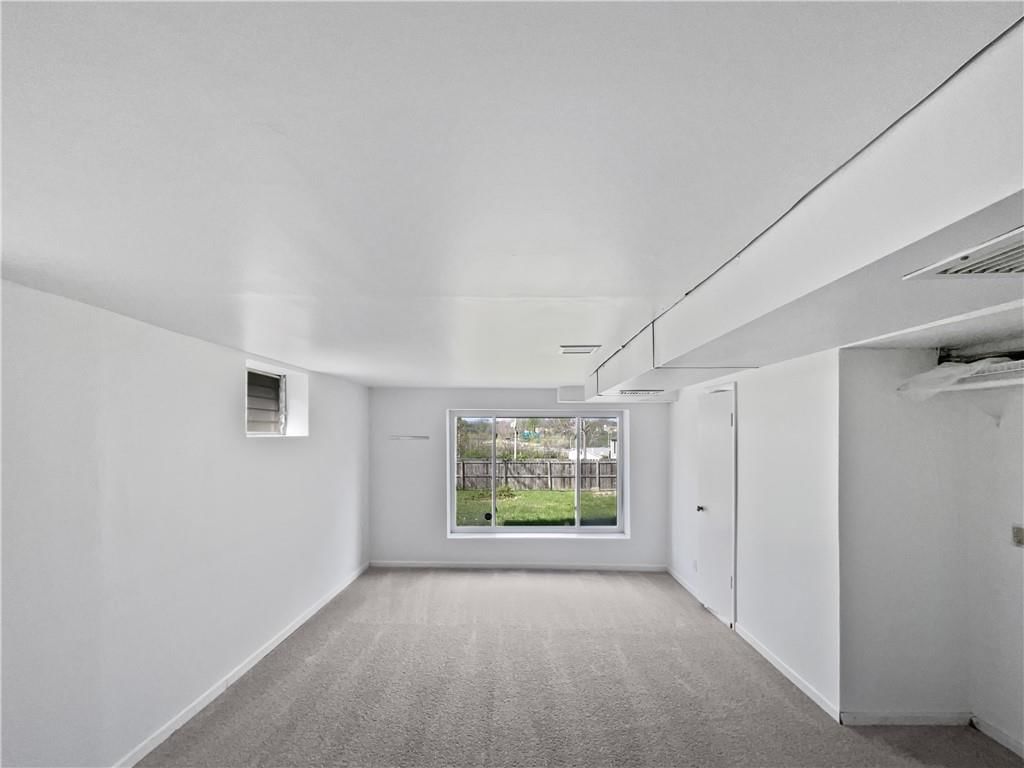 4452 N Jackson Avenue — photo 14