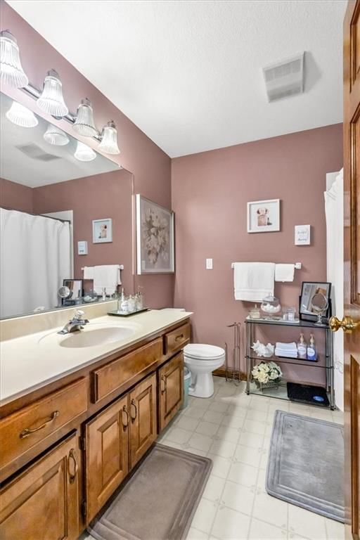 6323 Ridgeway Avenue — photo 16