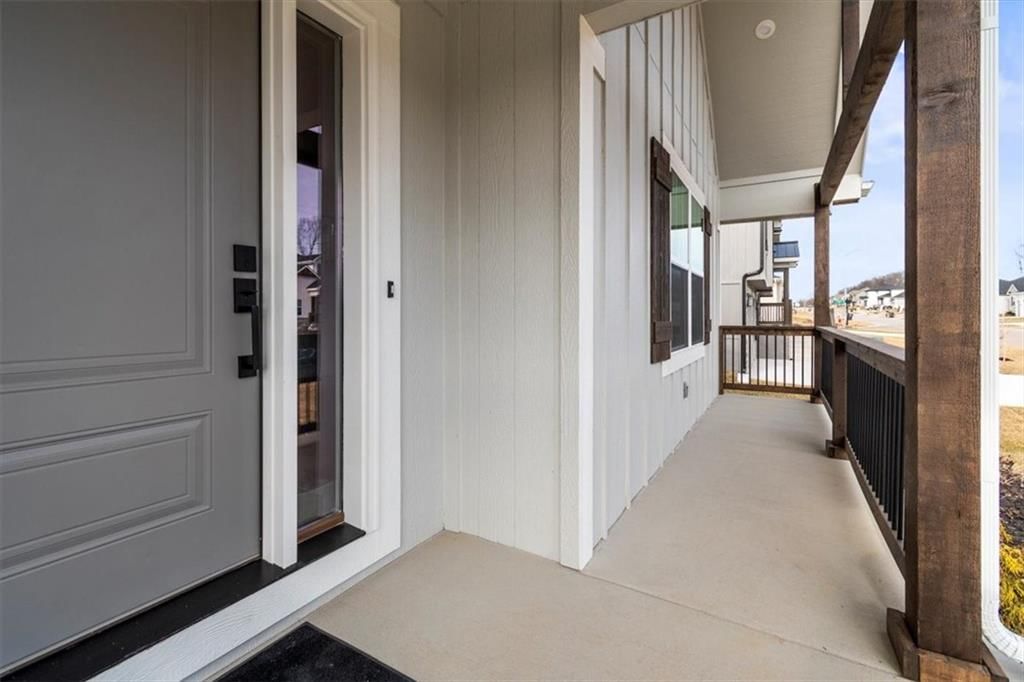 4209 SE Adams Drive — photo 4