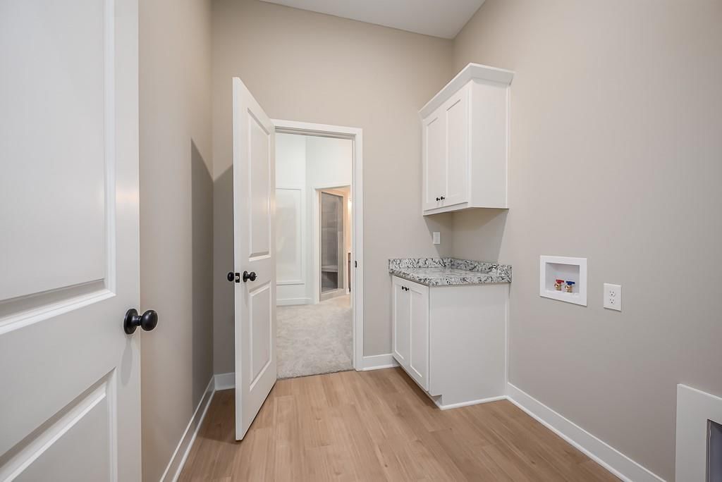 Photo 14 of 26 - 1714 N 162nd Circle