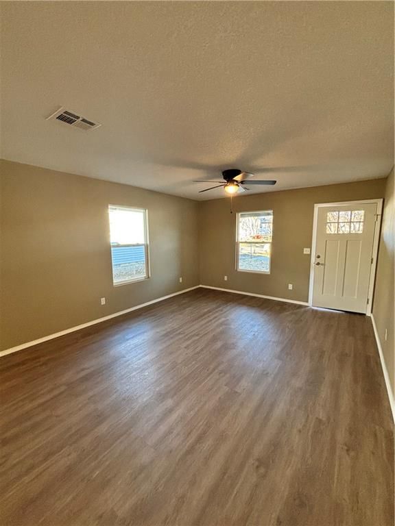 306 E Adams Street — photo 7